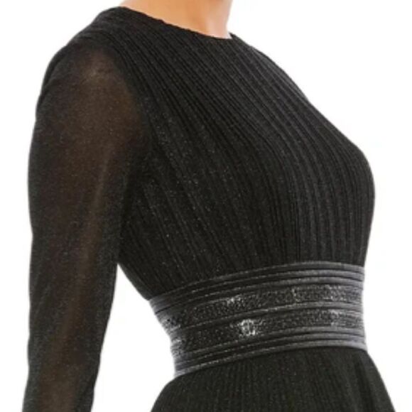 MAC DUGGAL Ieena by Mac Duggal Women’s Shimmering Pleated A-Line 3/4 Sleeve Gown - Picture 8 of 12